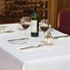 Serviettes blanches en coton bande de satin Mitre Luxury