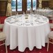 Nappes rondes blanches Mitre Essentials Occasions 