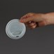 Couvercles compostables CPLA pour gobelets boissons chaudes Vegware 34 cl / 45,5 cl (lot de 1000)