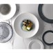 Assiettes creuses Churchill Bamboo centre imprimé quartz noir 281mm (lot de 12)