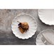 Assiettes festonnées Olympia Bloom blanches 226 mm (lot de 6)