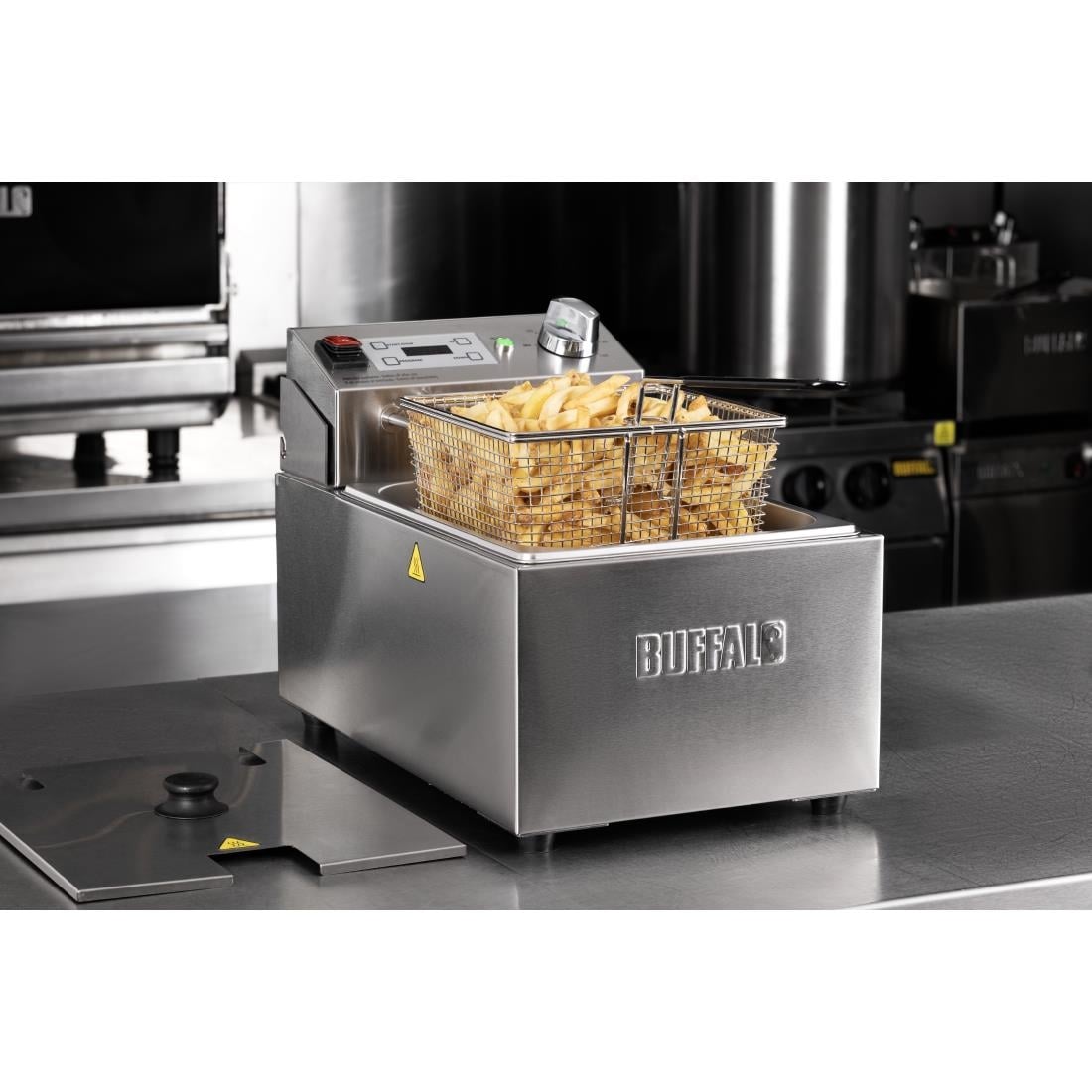 Friteuse électrique simple avec minuterie Buffalo 5L CU622