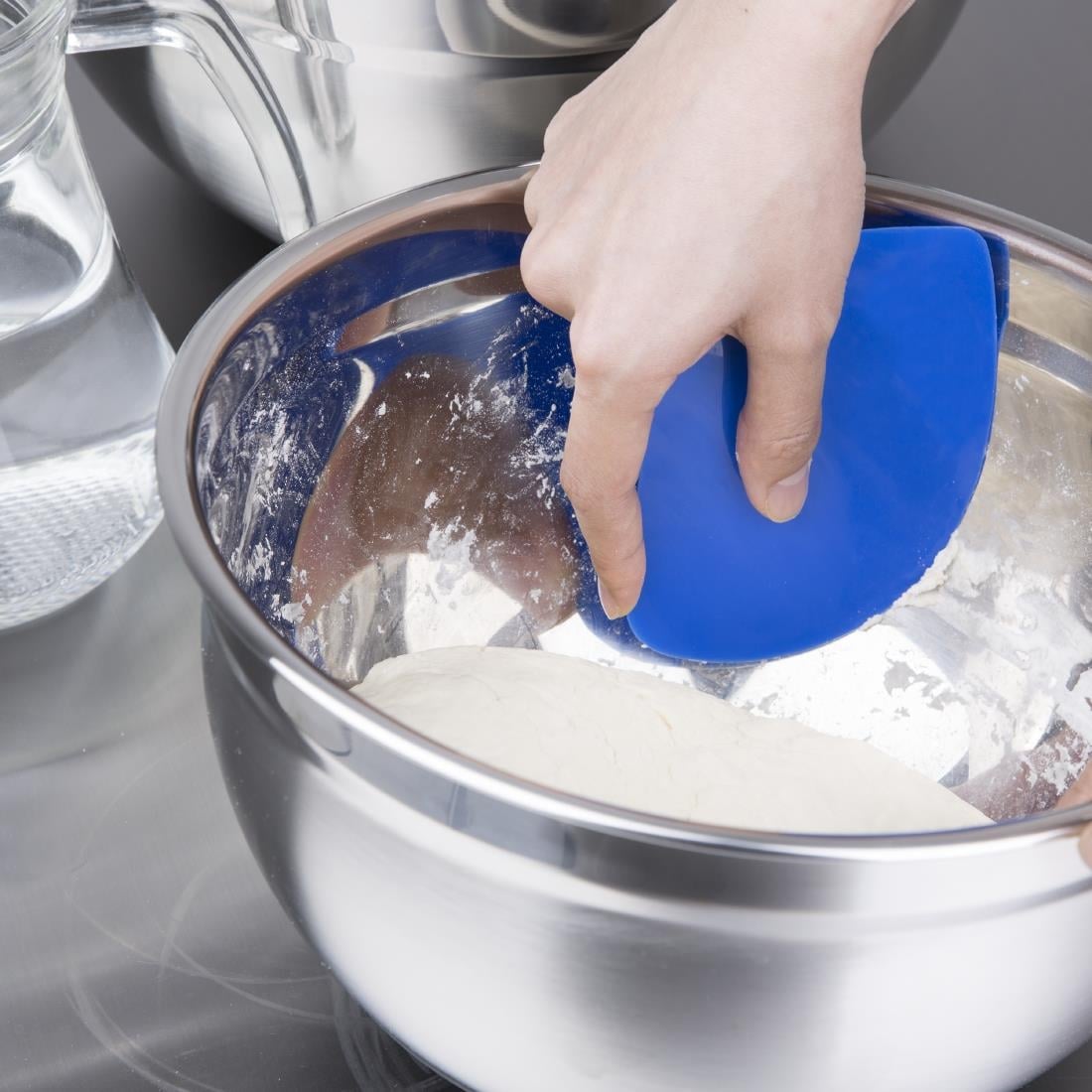 Corne à pâtisserie en plastique Vogue E401