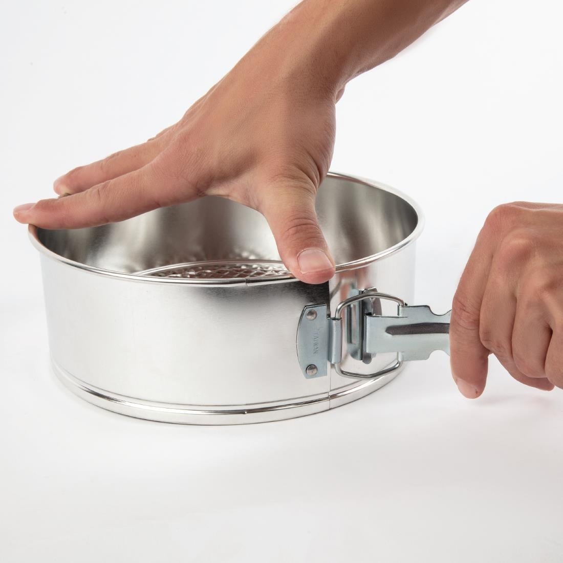 Moule rond à charnière en fer blanc Vogue 200mm E845